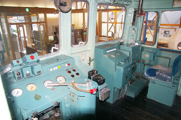 新幹線0系の運転席