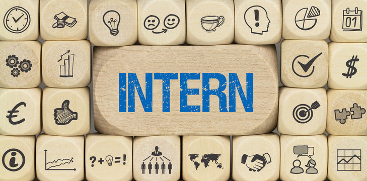 Intern / W&uuml;rfel mit Symbole