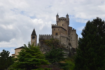 Fototapeta na wymiar Valle d'Aosta - Castello di Saint-Pierre