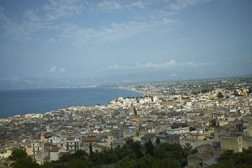 Obraz premium Castellammare del Golfo, Italy - September 02, 2018 : View of Castellammare del Golfo from above