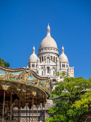 Fototapeta premium Basilica of the Sacre Coeur, dedicated to the Sacred Heart of Jesus in Paris