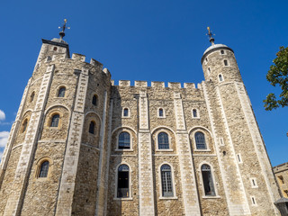 Fototapeta na wymiar The White Tower - Main castle within the Tower of London 