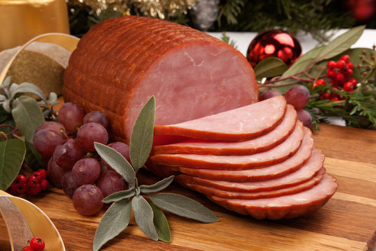 Roasted Glazed Christmas Ham