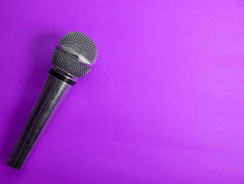 Microphone with Copy Space