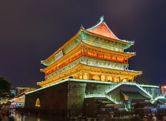 Obraz premium Xian, China - May 19, 2018: Drum tower in old town