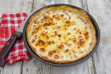 quiche aux saucisses