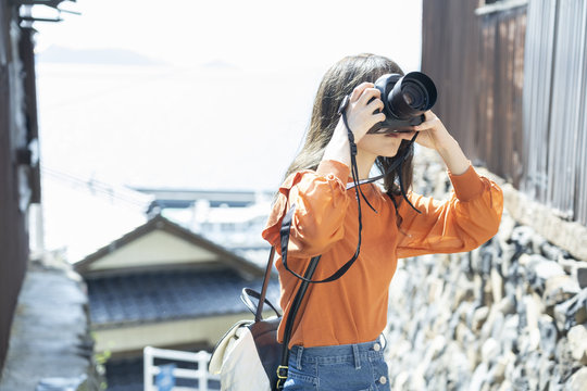 カメラ女子 Images Browse 2 8 Stock Photos Vectors And Video Adobe Stock