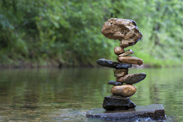 Stacking tower