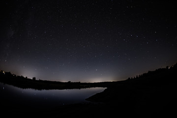 Noc nad rzeką © blackspeed