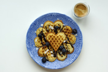 Waffle mirtilli e cioccolato