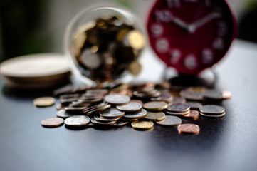 Money Saving Money Saving Ideas Save money, preset ideas by hand, put money in the money stack business.