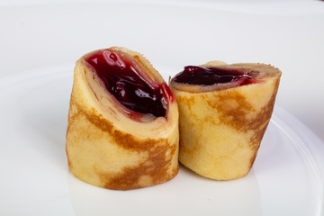 Stuffed pancake with jam