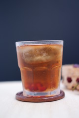 refreshing alcoholic berry drinks