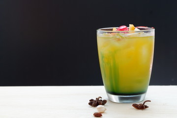 alcoholic orange cocktail copy space