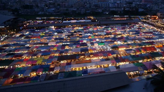 Train Night Market Ratchada view in Bangkok, Thailand.time lapse.