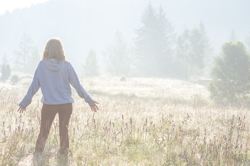 Lightplay in the misty mornings over the mountains