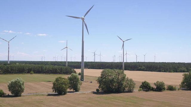 Aerial aufstieg 4k windmill windmill windpark sunny