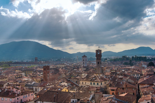 lucca in tuscany