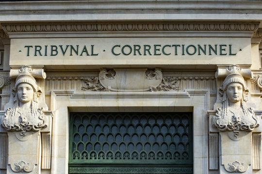 94 Best Tribunal Correctionnel Images Stock Photos Vectors Adobe Stock