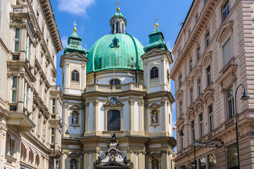 Fototapeta na wymiar Peterkirche in Vienna, Austria
