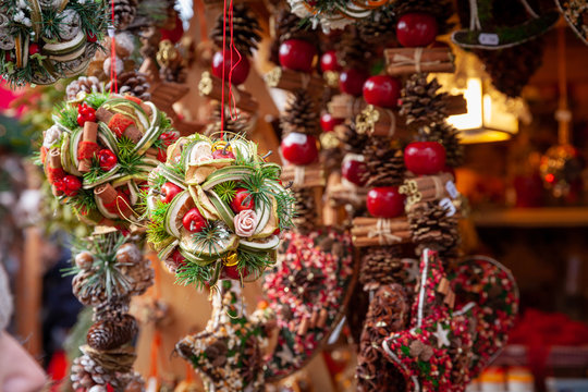 Decorazioni Natalizie, Mercatino di Natale, Bolzano, Trentino Alto Adige