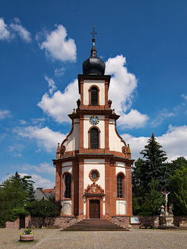 Pfarrkirche St. Michael, Hofheim, Lampertheim, Hessen, Deutschland 