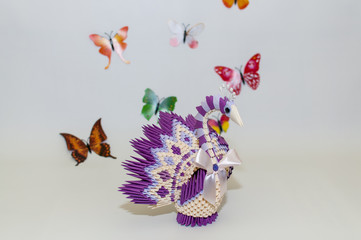 Fioletowo kremowy paw origami 3D
