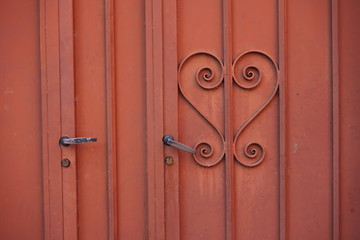 Fototapeta premium Orange wooden door