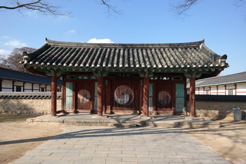 Fototapeta na wymiar Gyeongjuhyanggyo Confucian School 
