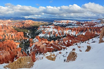 bryce canyon in winter