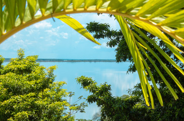 Una vista a la laguna Bacalar, desde la terraza © Apolinar