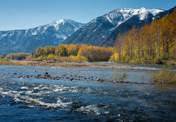 River Snezhnaya (Snowy) in the autumn