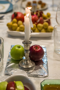 A table set for Rosh Hashana