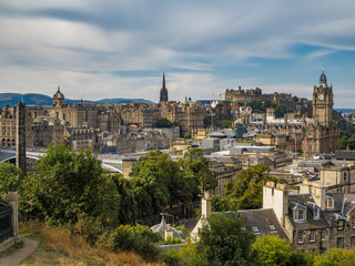 Fototapeta na wymiar Edinburgh downtown ultra long exposure with castle