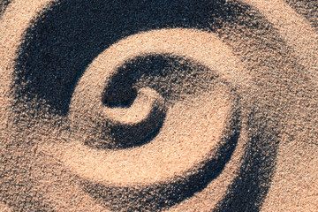 Zentrum einer Spirale oder Form im Sand Meditation Entspannung für den Geist