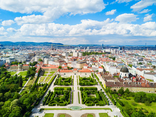 Belvedere Palace in Vienna - obrazy, fototapety, plakaty