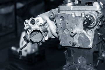 Car engine intake side receiver