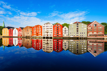 Fototapeta na wymiar Old houses in Trondheim