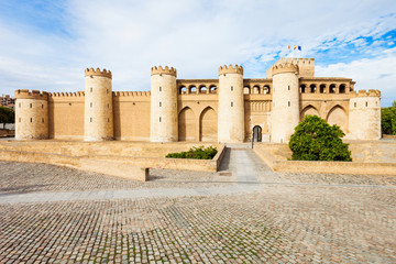 Fototapeta premium The Aljaferia Palace in Zaragoza