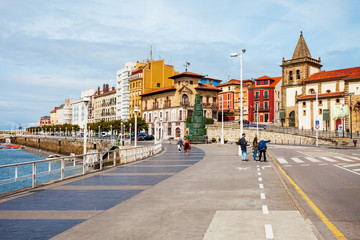 Obraz premium Gijon city marina in Asturias, Spain