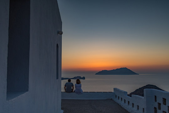 Tramonto dal castello Veneziano, isola di Milos GR	