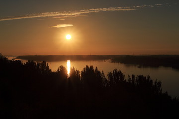 Obraz premium Дон на рассвете.