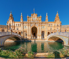 Naklejka premium Seville, Plaza de Espana in a sunny day. Andalucia, Spain