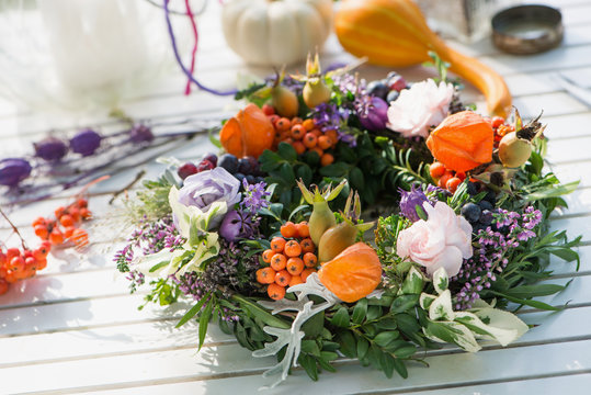 Herbstdekoration im Garten
