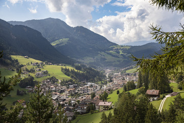 Fototapeta na wymiar St. Ulrich in Gröden, Südtirol