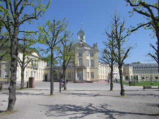 Seitenansicht Schloss Karlsruhe