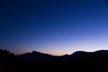 Atardecer en la montaña
