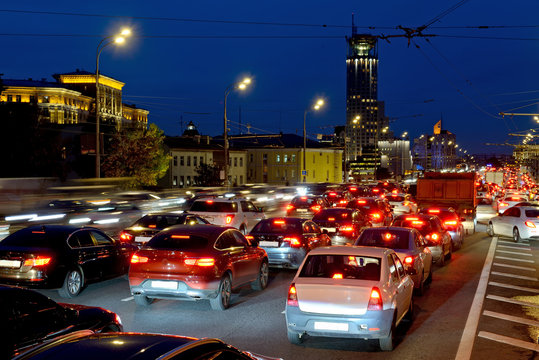 Night car traffic in the center of Moscow