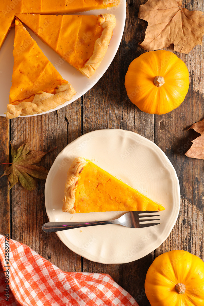 Wall mural pumpkin pie for thanksgiving