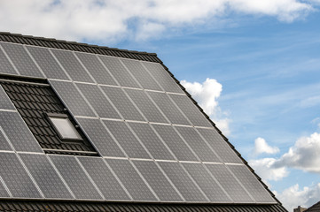 Solaranlage auf einer Dachfl&auml;che